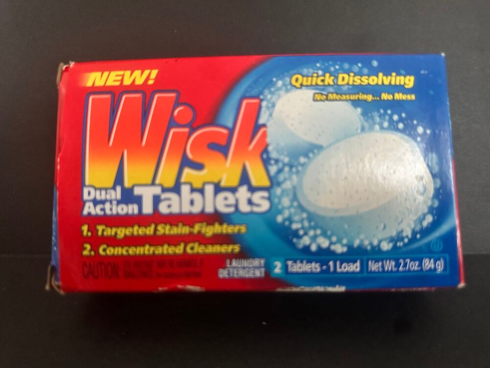 NOS VTG 2000 Wisk Dual Action Laundry Detergent Sample 2 tablets